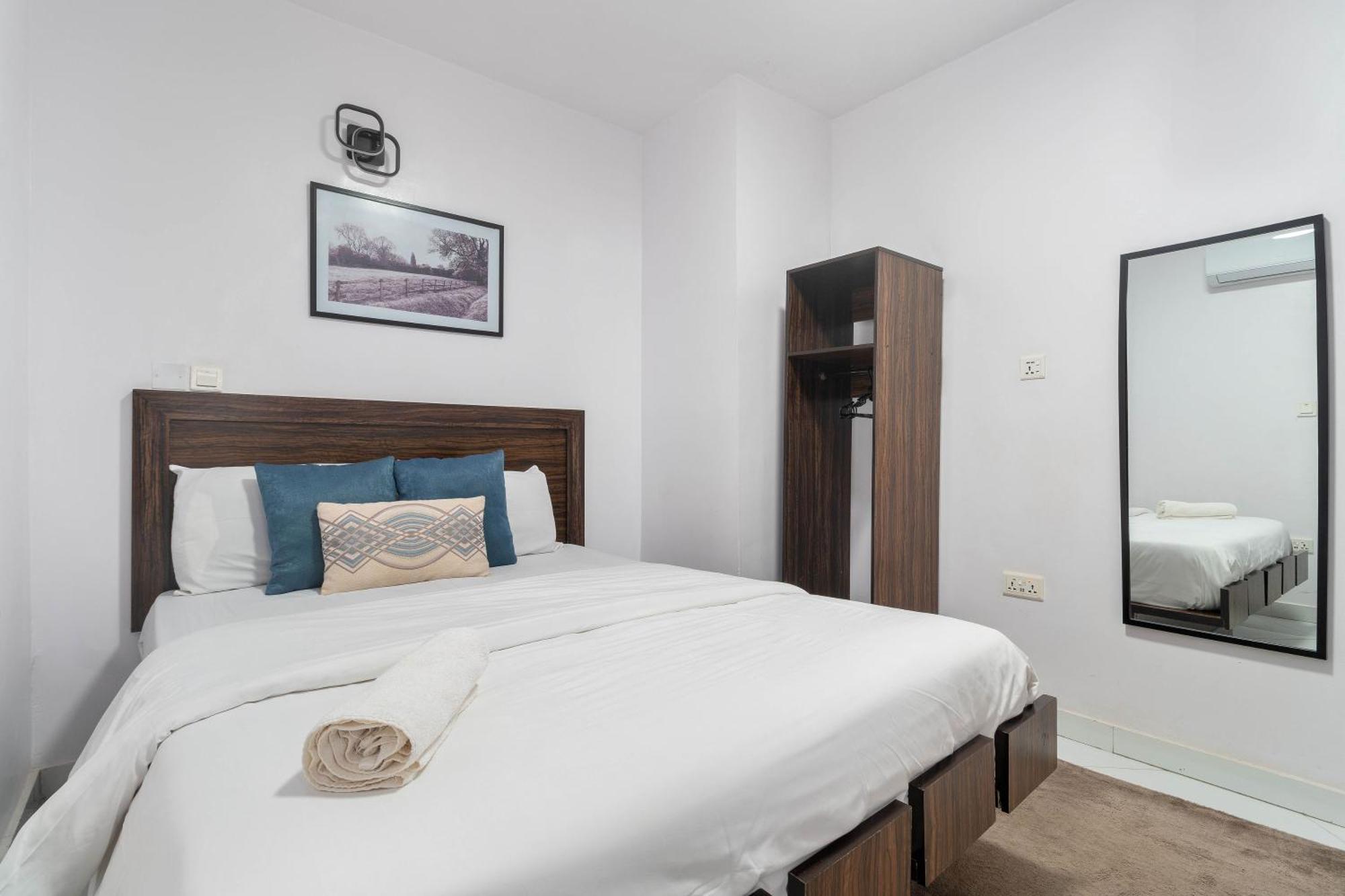Sigma Base Aparthotel Lagos