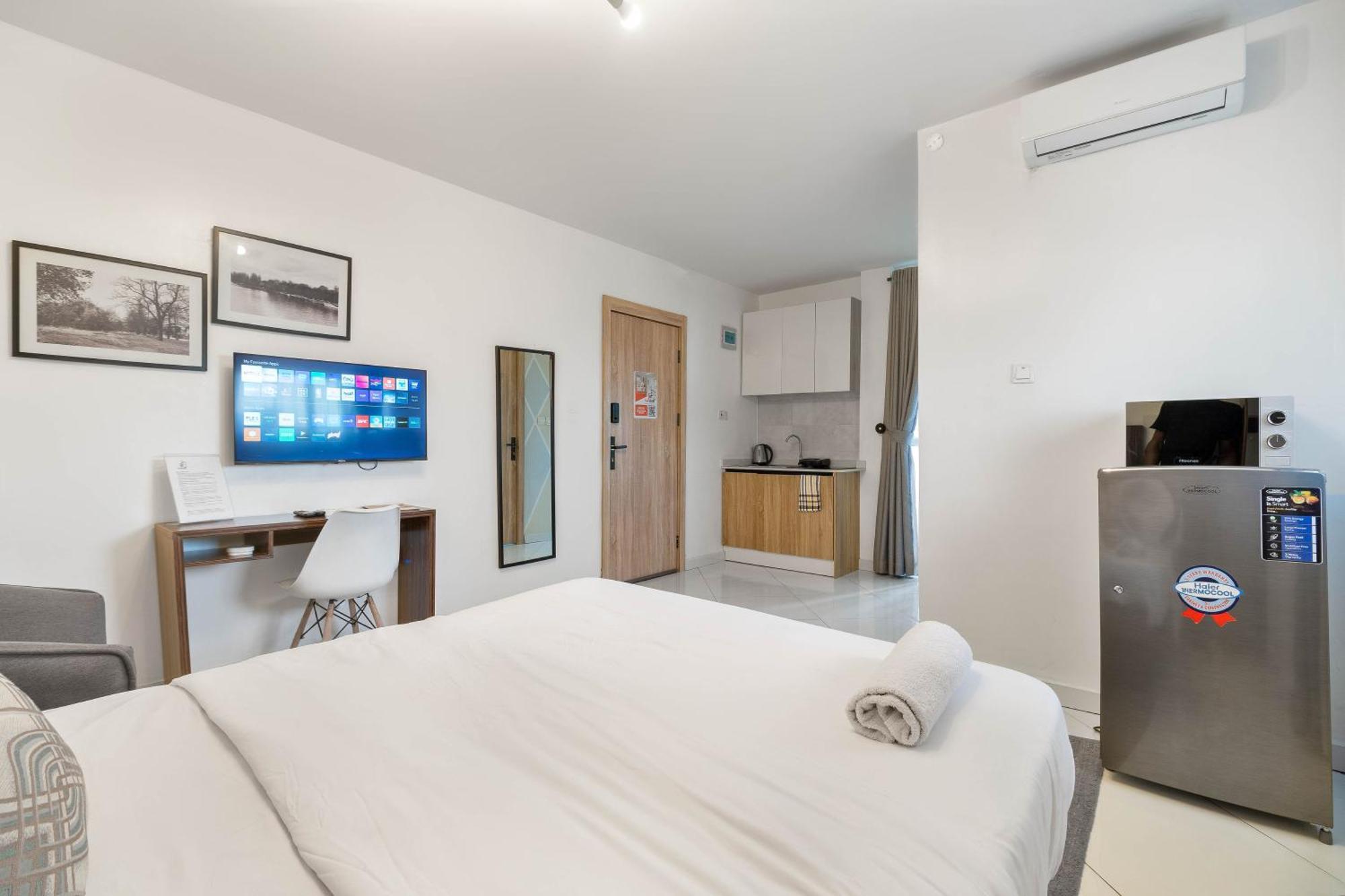Sigma Base Aparthotel